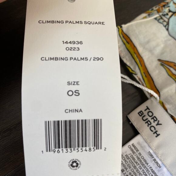 Last 2‼️NWT Tory Burch Women's Climbing Palms Square Scarf 144936 - Picture 6 of 9